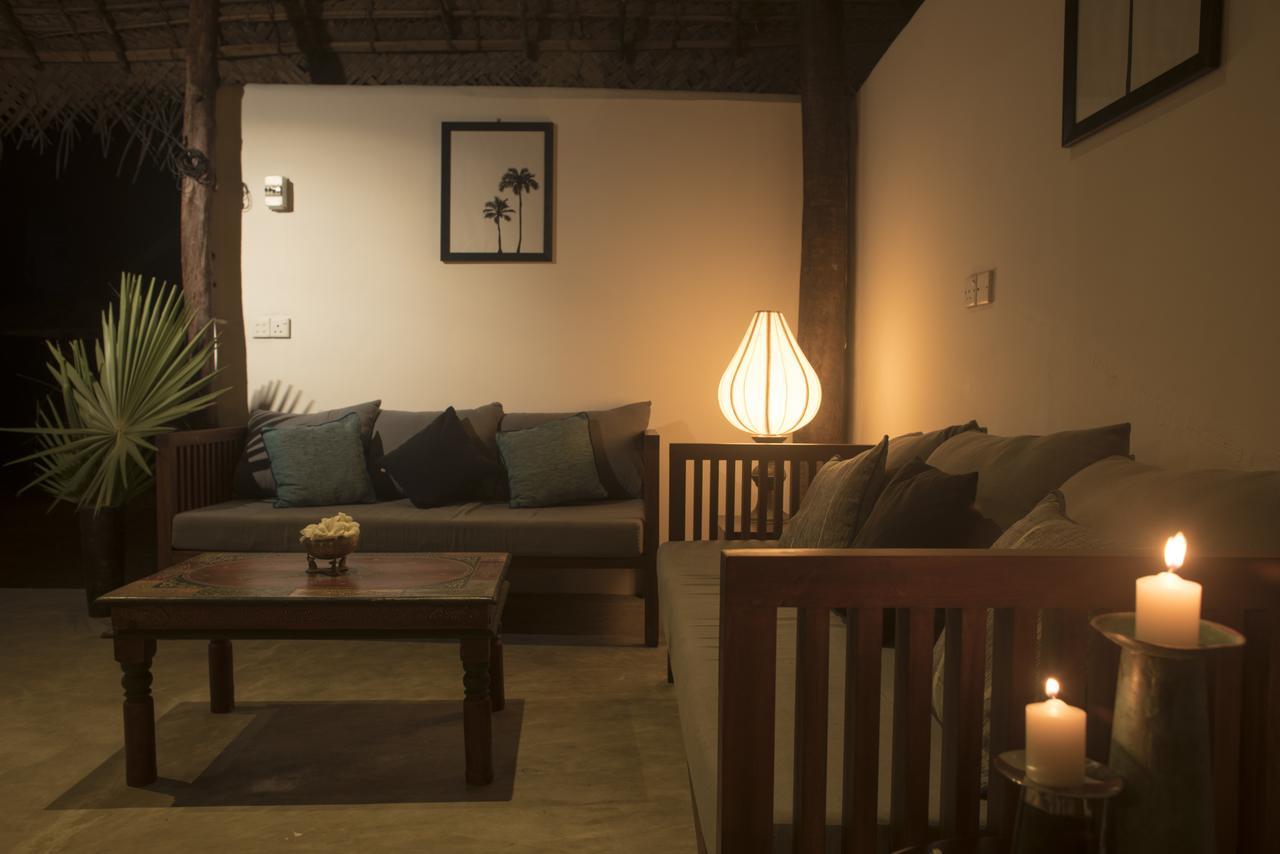 Anawasal Hotel Kalpitiya Exterior photo