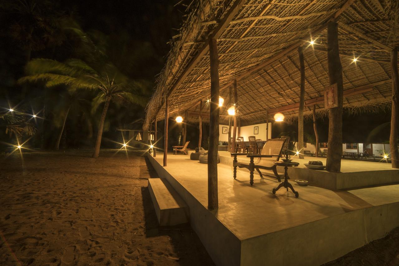 Anawasal Hotel Kalpitiya Exterior photo