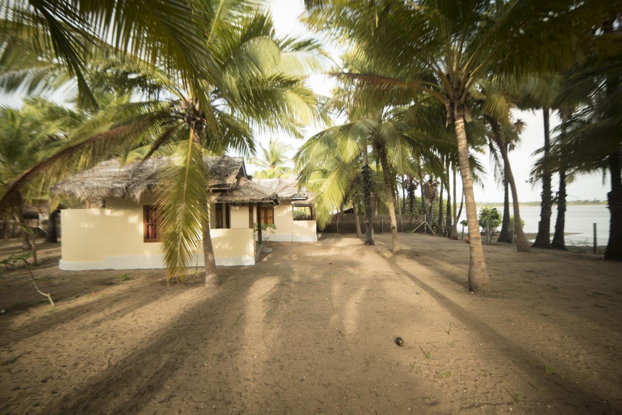 Anawasal Hotel Kalpitiya Exterior photo