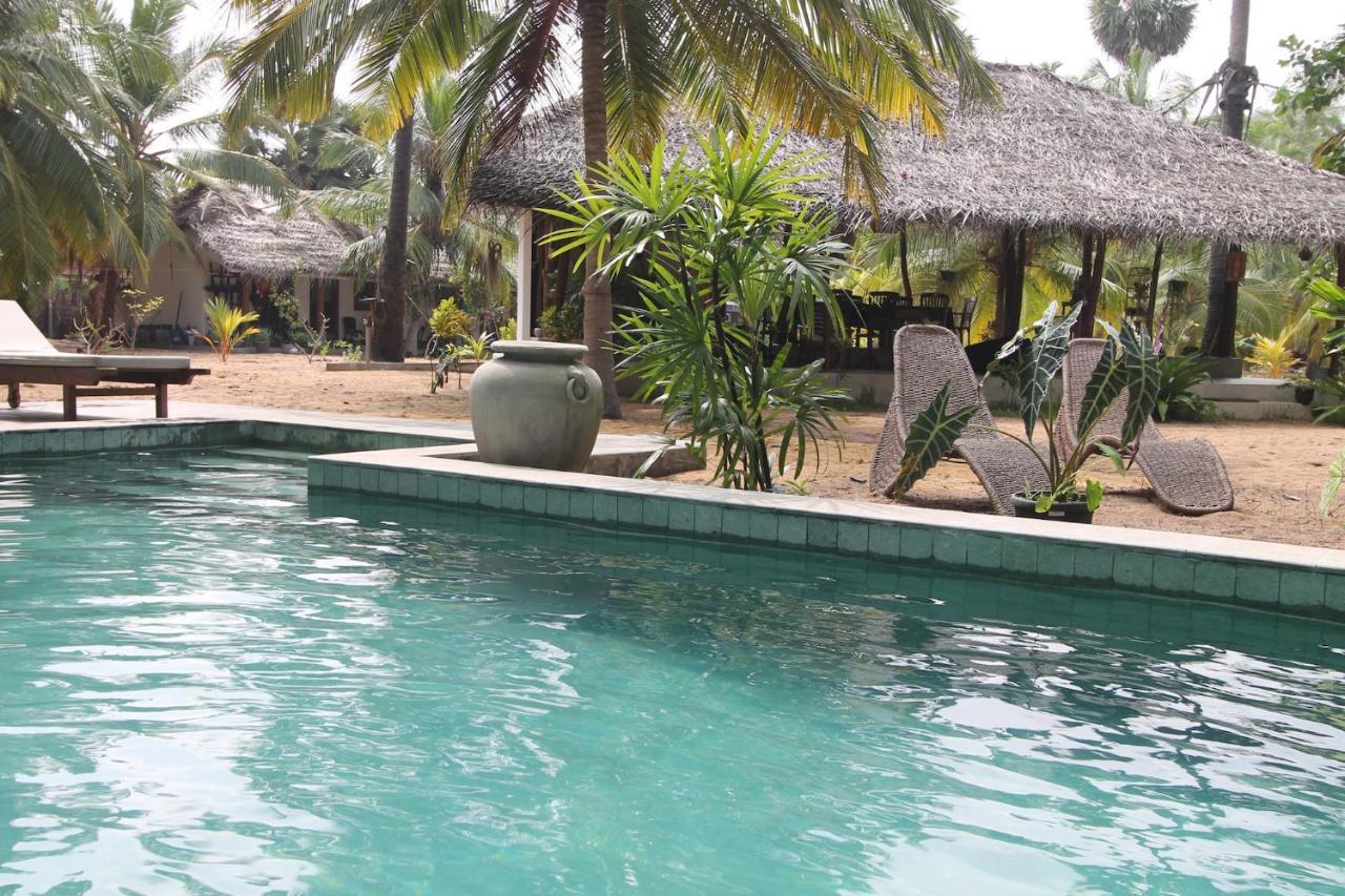 Anawasal Hotel Kalpitiya Exterior photo